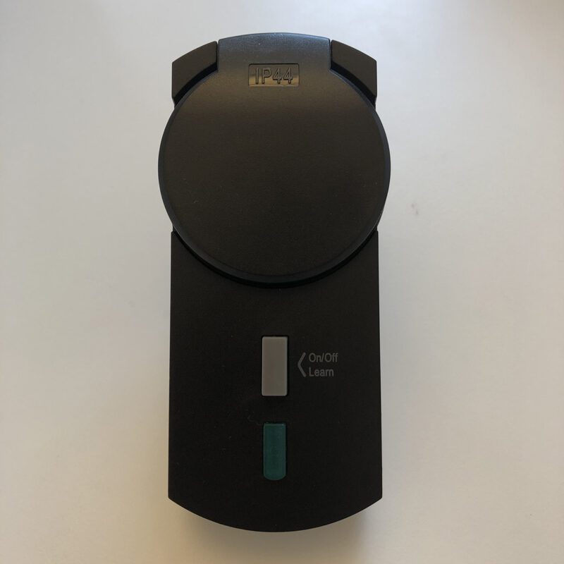 etäohjattava ulkopistorasia