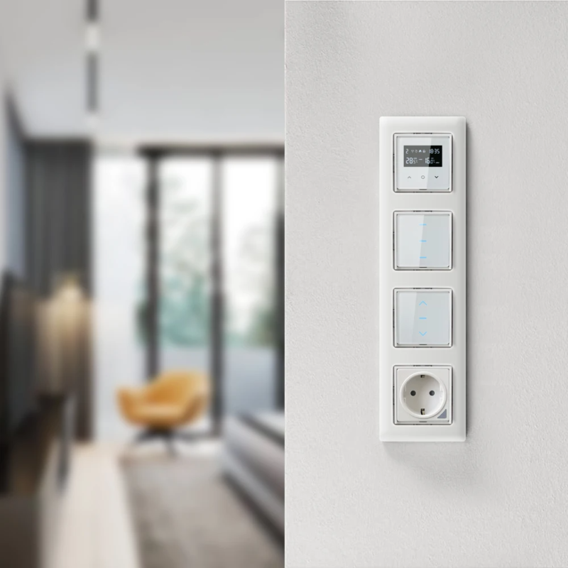 wifi-huonetermostaatti-schneider-peitelevy